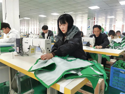 德江:企業(yè)復(fù)工復(fù)產(chǎn)忙 沖刺首季開(kāi)門(mén)穩(wěn)